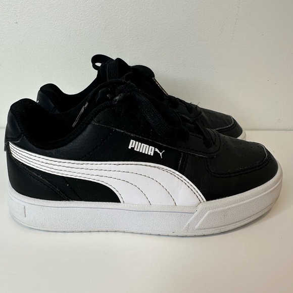 PUMA Unisex-Child Caven Sneaker, Black/White - Picture 3 of 16
